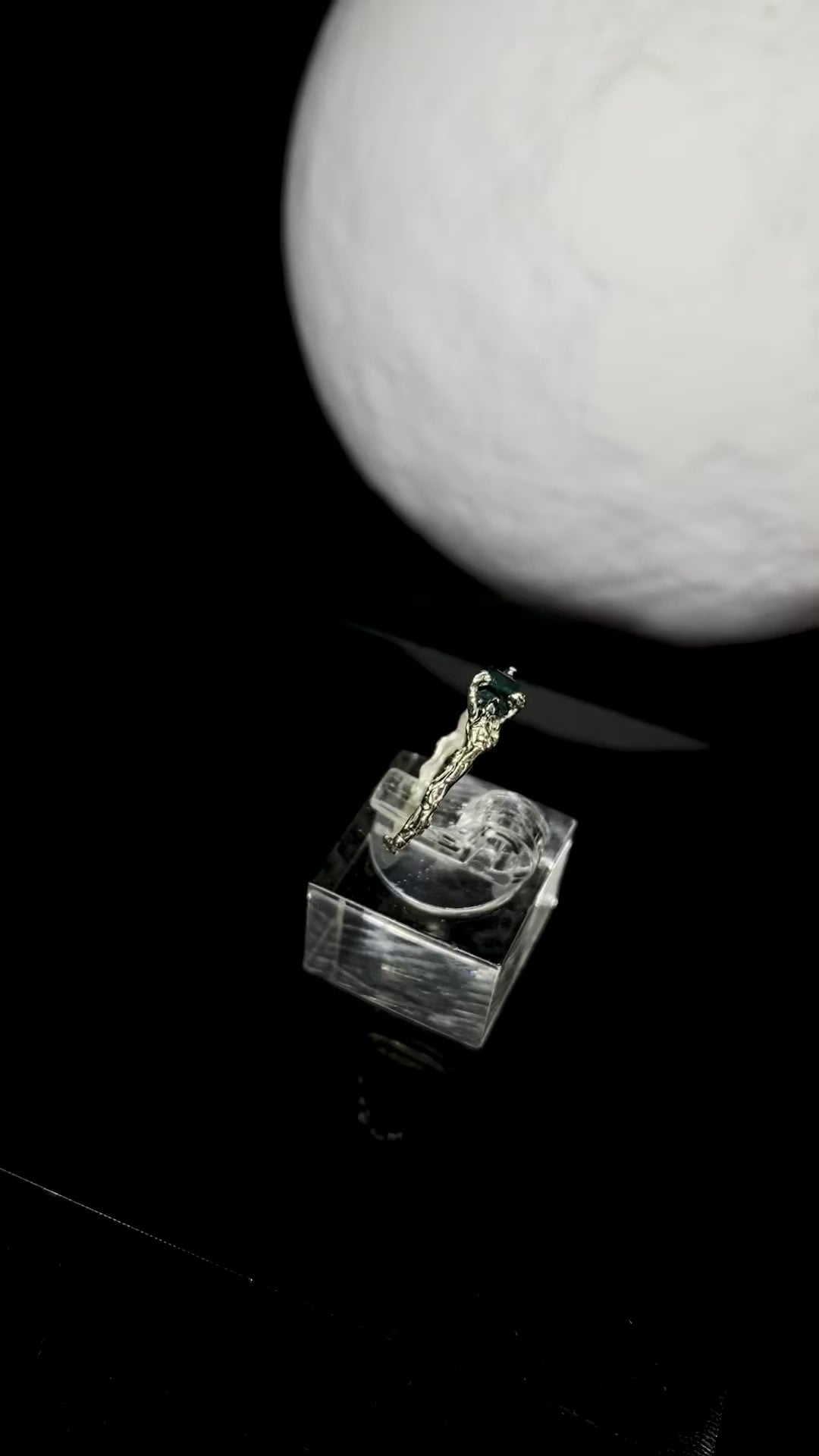 ALIEN'S CLAWS - #10